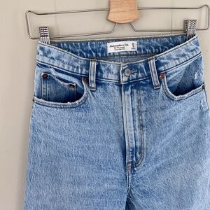 Abercrombie & Fitch 90s straight ultra high rise